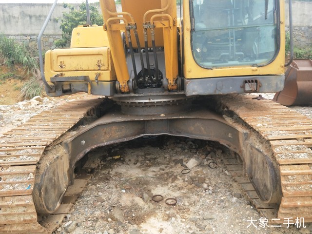 山东临工 E6210F 挖掘机