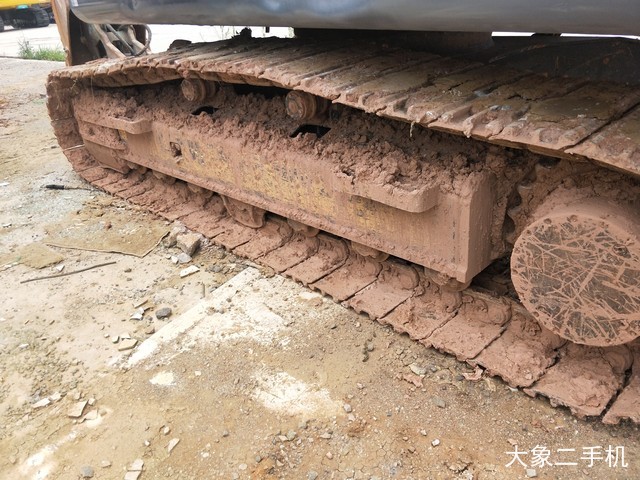 徐工 XE200D 挖掘机