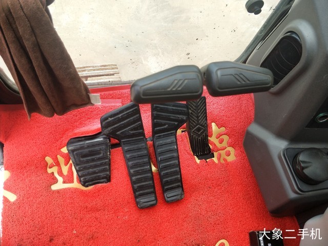 三一重工 SY135C-9 挖掘机