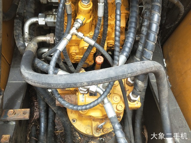 三一重工 SY135C-9 挖掘机