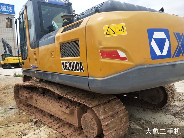 徐工 XE200D 挖掘机