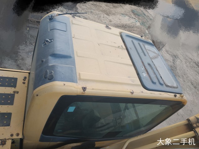 小松 PC220-8 挖掘机