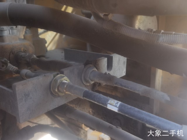 山工 SEM652D 装载机