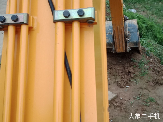 现代 R75BVS 挖掘机