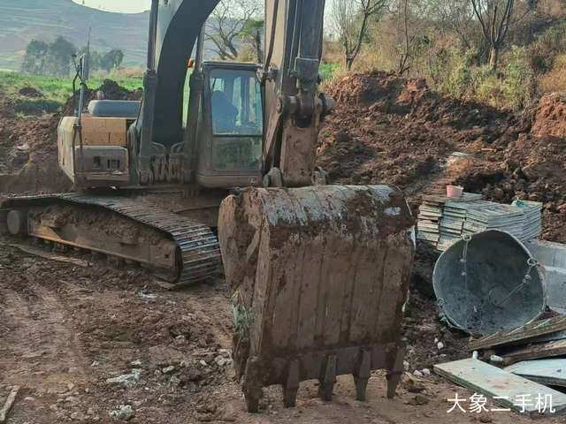 约翰迪尔 E210 挖掘机