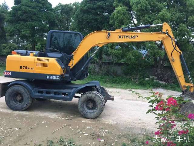 新源 XY75W-9 挖掘机