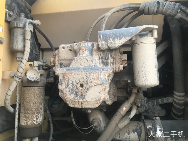 小松 PC240LC-8 挖掘机