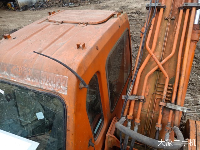 斗山 DH220-5 挖掘机