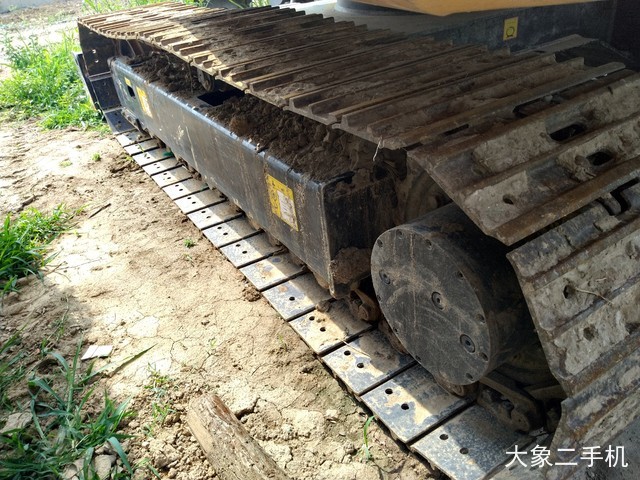 龙工 LG6060 挖掘机