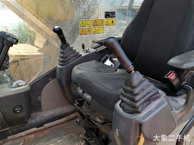 卡特彼勒 324D 挖掘机