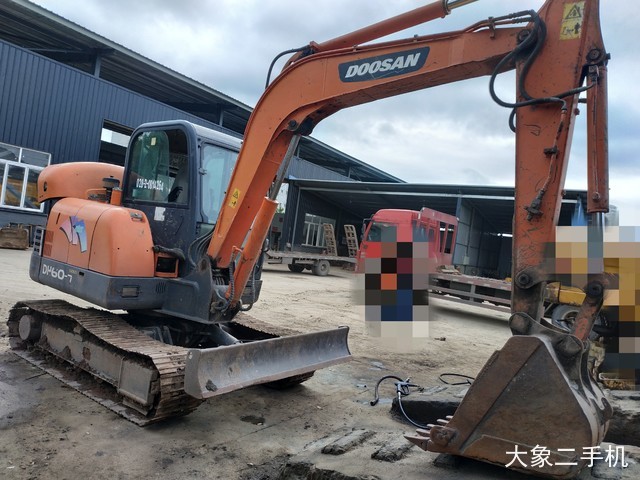 斗山 DH60-7 挖掘机