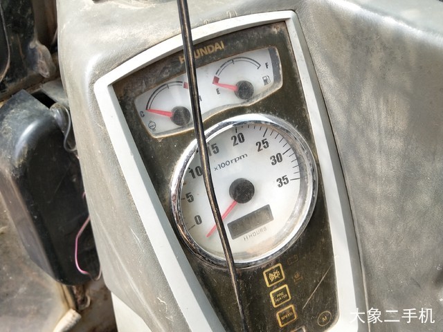 现代 R60-7 挖掘机