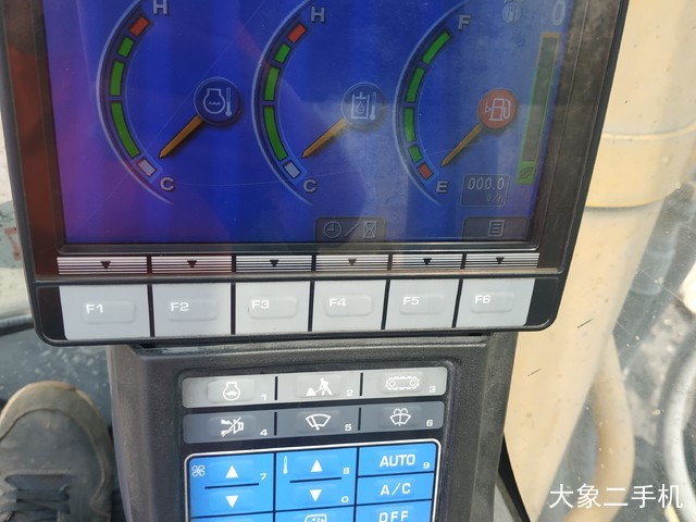 小松 PC360-8M0 挖掘机