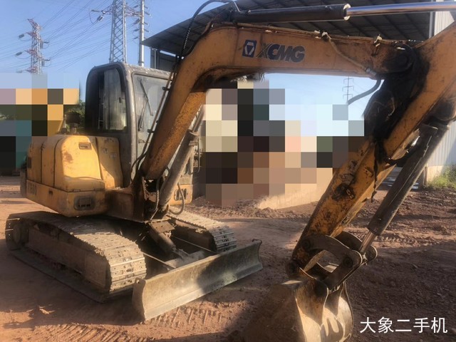 徐工 XE60 挖掘机