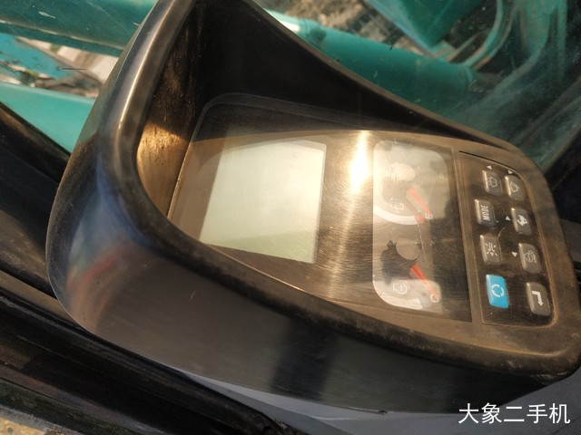 神钢 SK250-8 挖掘机