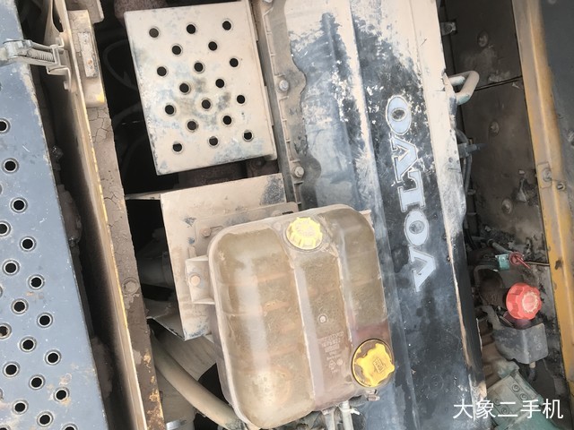 沃尔沃 EC380D 挖掘机