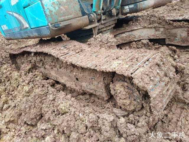 神钢 SK260LC-8 挖掘机