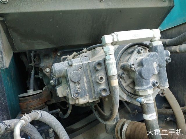 神钢 SK260LC-10 挖掘机