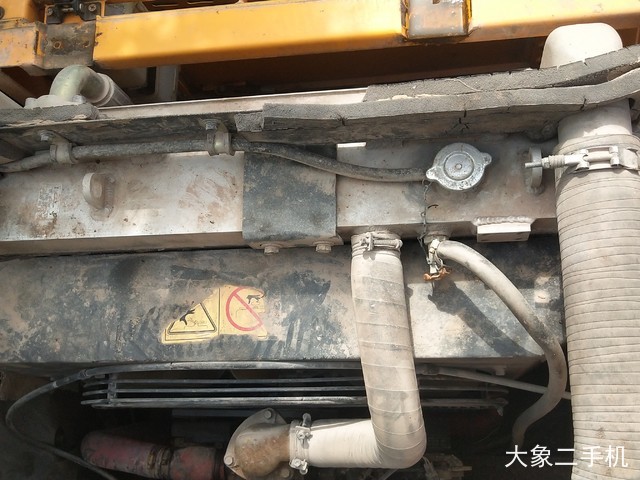 现代 R225LC-9T 挖掘机