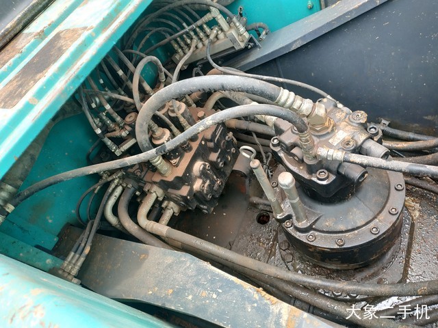 神钢 SK260LC-8 挖掘机