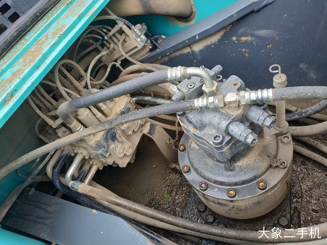 神钢 SK350LC-8 挖掘机