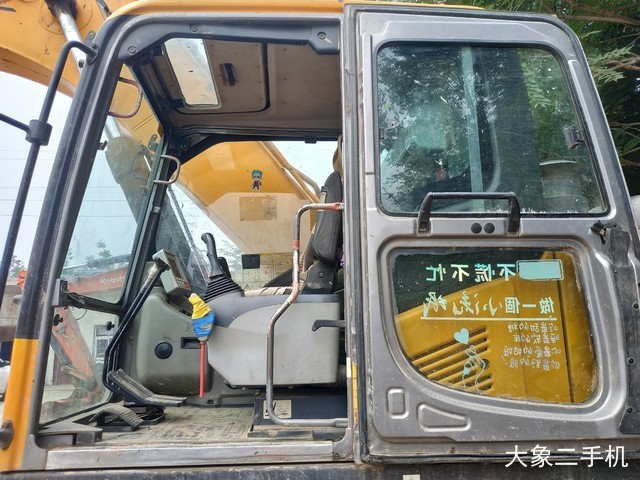 三一重工 SY235C 挖掘机