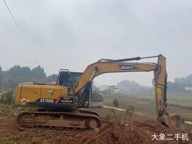 三一重工 SY135C 挖掘机