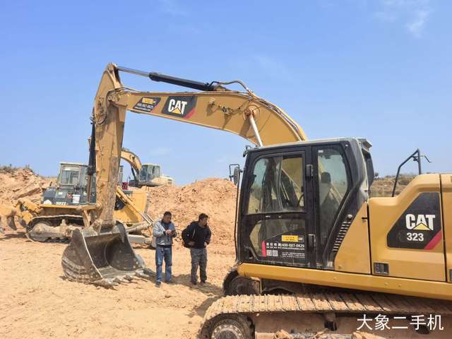 卡特彼勒 323D液压 挖掘机