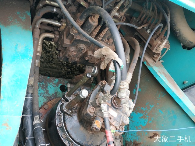 神钢 SK260LC-8 挖掘机