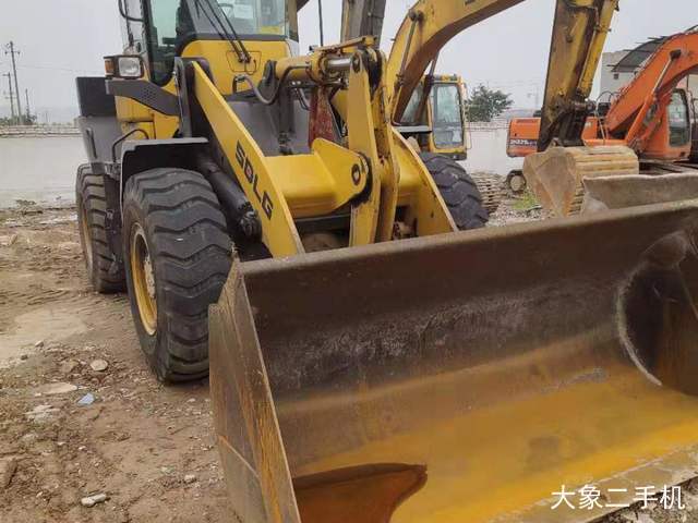 山东临工 L936 装载机