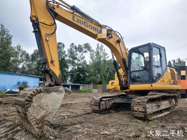 柳工 CLG915E 挖掘机