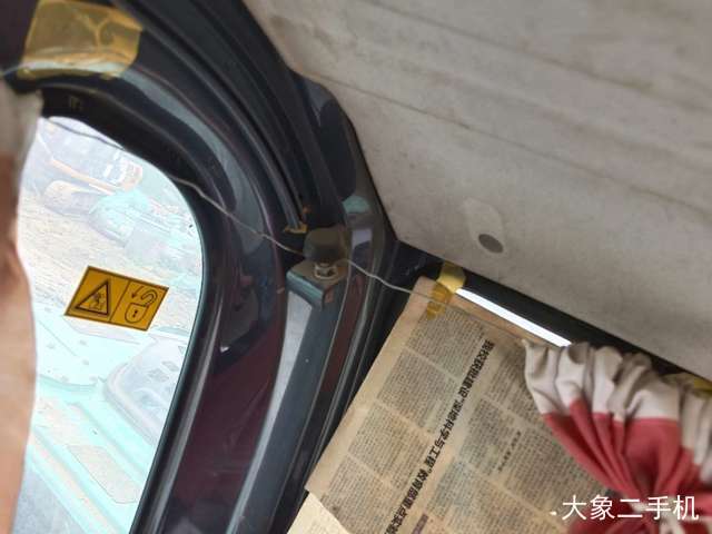 神钢 SK260LC-8 挖掘机