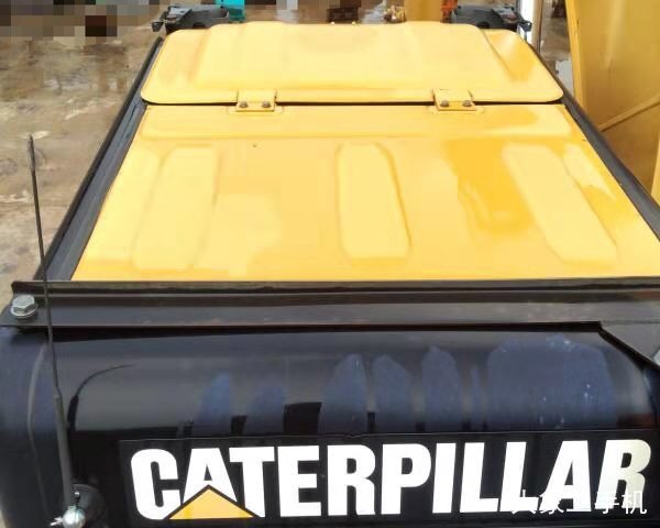 卡特彼勒 320D-E 挖掘机