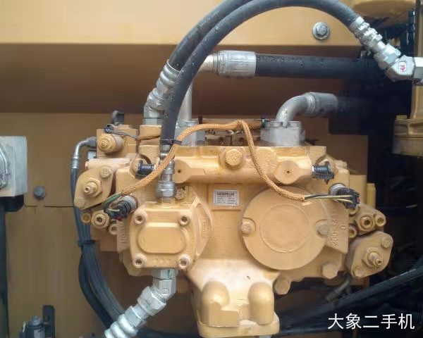 卡特彼勒 320D-E 挖掘机