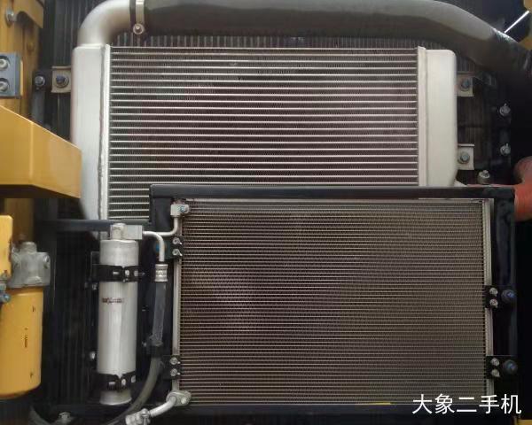 卡特彼勒 320D-E 挖掘机