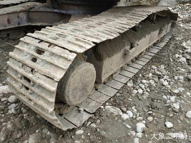 神钢 SK260LC-8 挖掘机