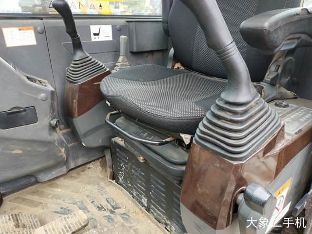 三一重工 SY60C 挖掘机