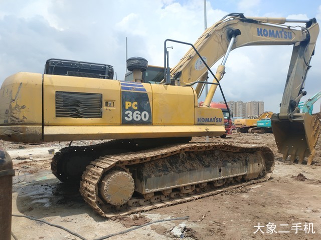 小松 PC360-8M0 挖掘机