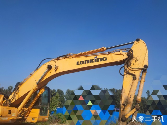 龙工 LG6235 挖掘机