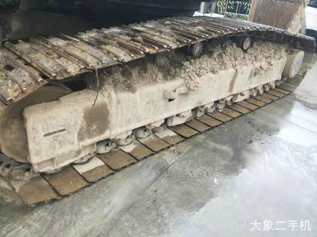 神钢 SK230 挖掘机