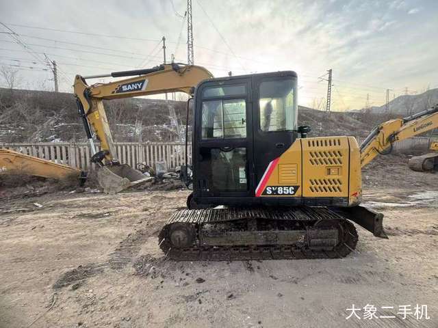 三一重工 SY75C-9 挖掘机