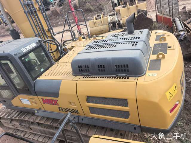 徐工 XE370D 挖掘机