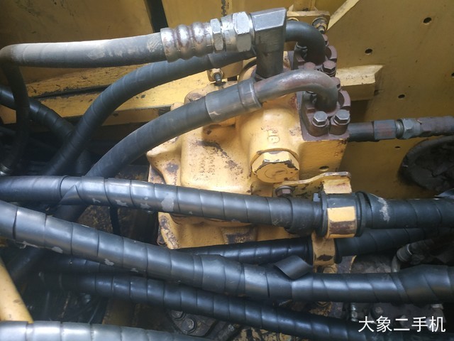 小松 PC220-8M0 挖掘机