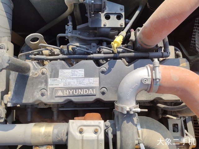 现代 R150WVS 挖掘机