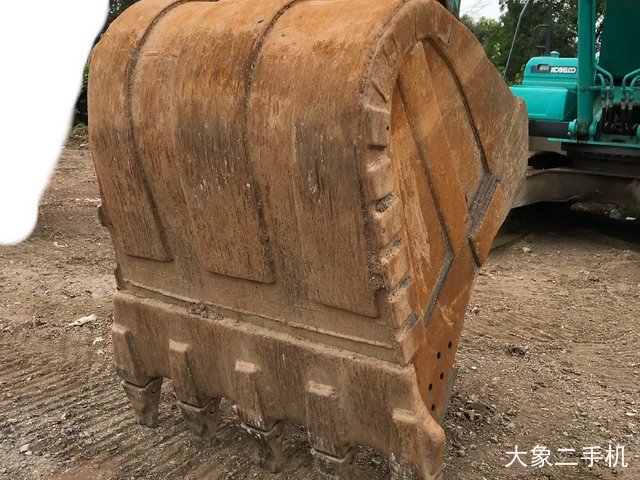 神钢 SK350LC-8 挖掘机