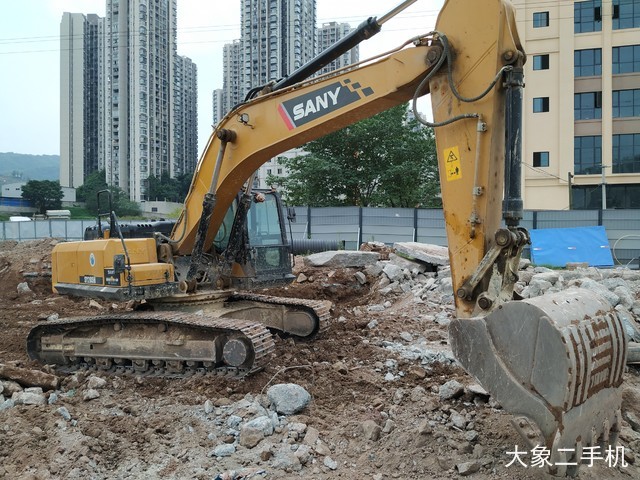 三一重工 SY245H 挖掘机