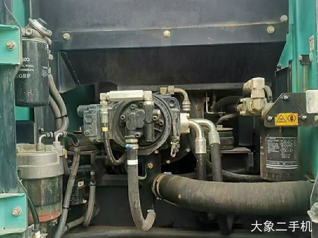 神钢 SK210LC-10 挖掘机