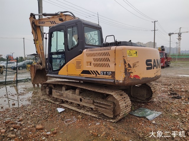 三一重工 SY155C 挖掘机