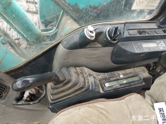 神钢 SK260LC-8 挖掘机