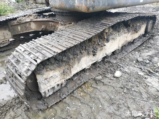 神钢 SK260LC-8 挖掘机